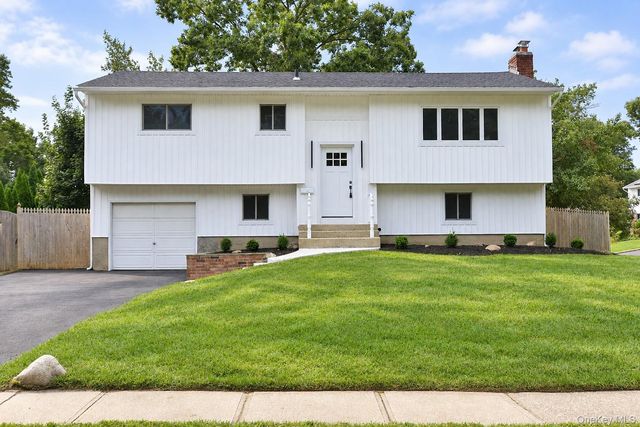 41 Bethany Drive, Commack, NY 11725