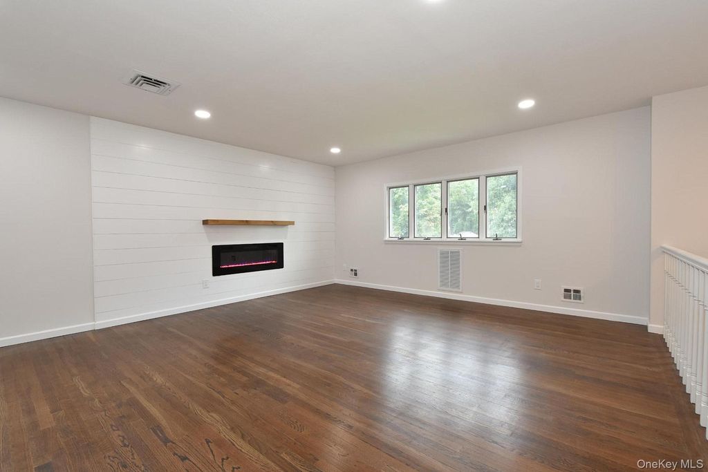 41 Bethany Drive, Commack, NY 11725 — photo 4