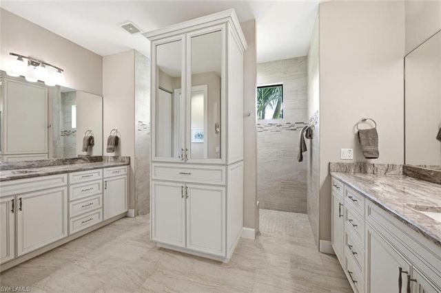 21156 See See ST, Estero, FL 33928