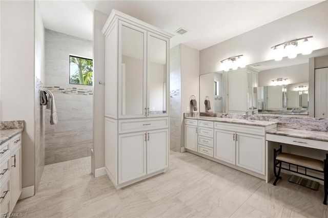 21156 See See ST, Estero, FL 33928