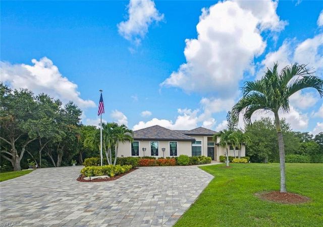 21156 See See ST, Estero, FL 33928