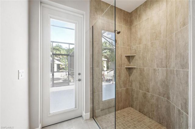 21156 See See ST, Estero, FL 33928
