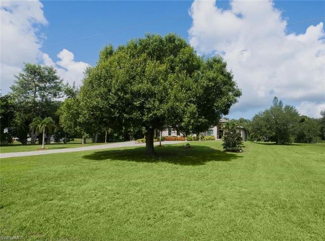 21156 See See ST, Estero, FL 33928
