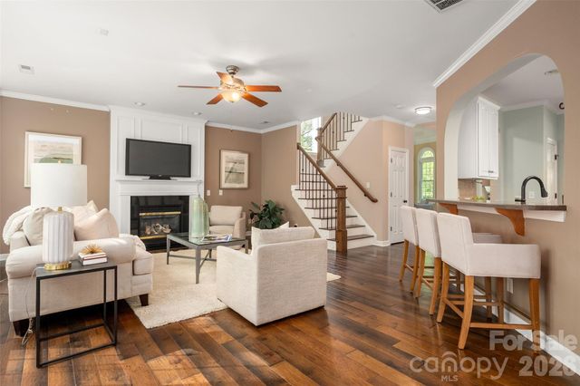 2549 Harlington Lane, Charlotte, NC 28270