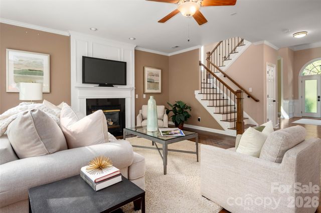 2549 Harlington Lane, Charlotte, NC 28270