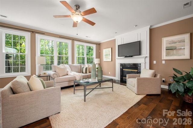 2549 Harlington Lane, Charlotte, NC 28270