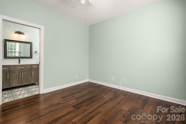 2549 Harlington Lane, Charlotte, NC 28270