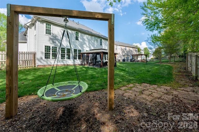 2549 Harlington Lane, Charlotte, NC 28270