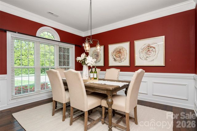 2549 Harlington Lane, Charlotte, NC 28270