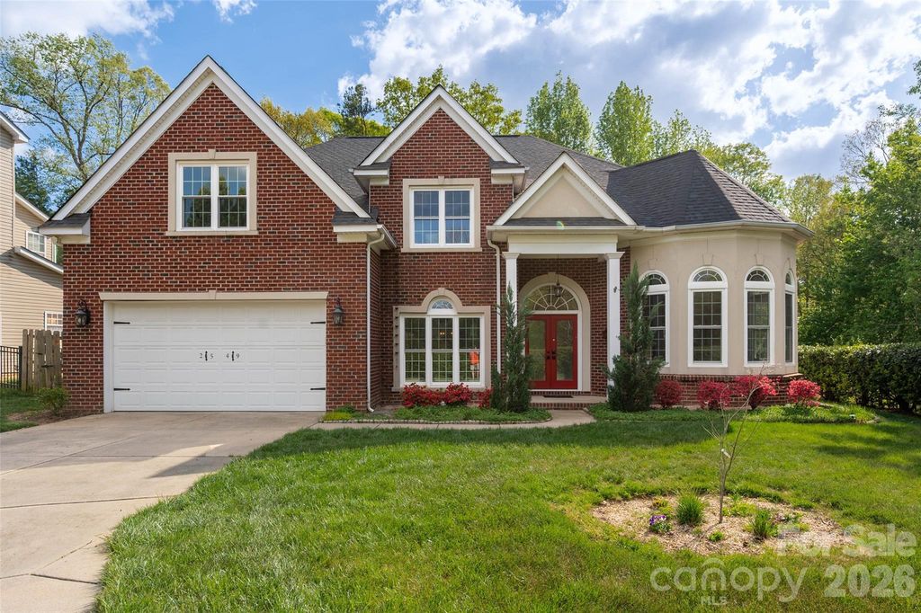 2549 Harlington Lane, Charlotte, NC 28270