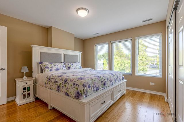 355 Woodhill Lane, Lake Villa, IL 60046