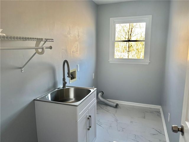 240 Creekside Park Drive, Johns Creek, GA 30022