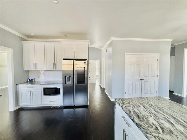 240 Creekside Park Drive, Johns Creek, GA 30022