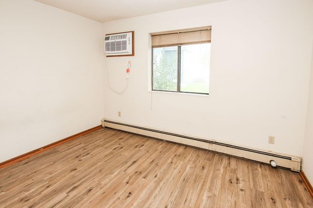 706 6th Avenue S, Saint Cloud, MN 56301