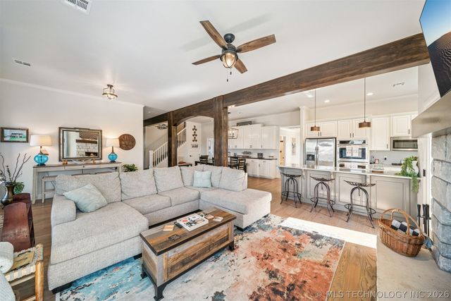 15040 Scenic Circle, Skiatook, OK 74070