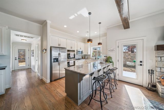 15040 Scenic Circle, Skiatook, OK 74070