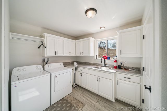 15040 Scenic Circle, Skiatook, OK 74070