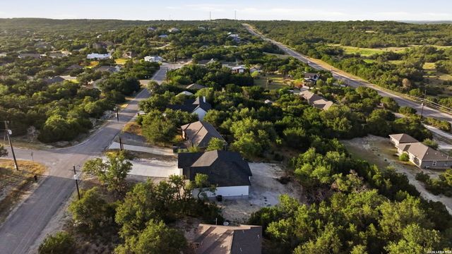 1111 Rocky Ridge Loop, Canyon Lake, TX 78133