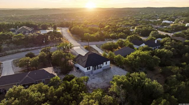 1111 Rocky Ridge Loop, Canyon Lake, TX 78133