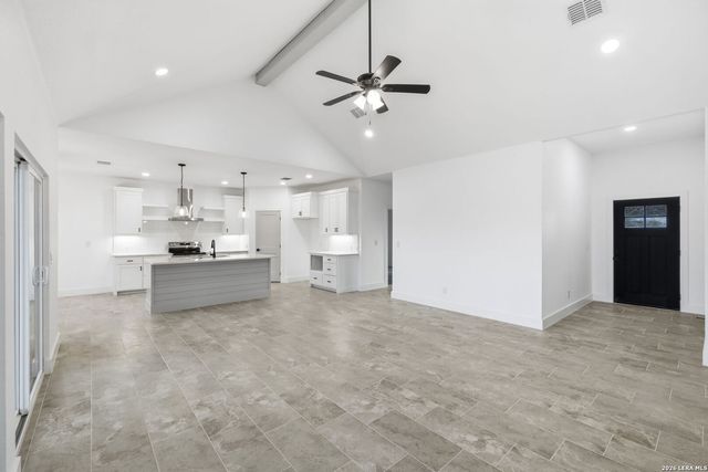 1111 Rocky Ridge Loop, Canyon Lake, TX 78133