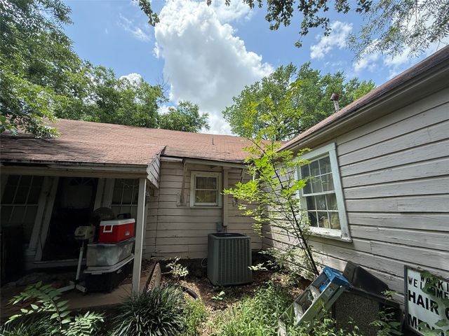 608 W 8th Street, Irving, TX 75060