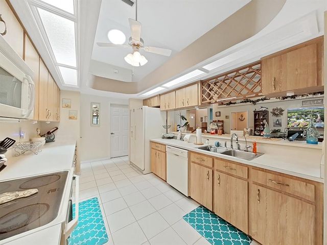 2163 RAINBOWER COURT, Lakeland, FL 33810