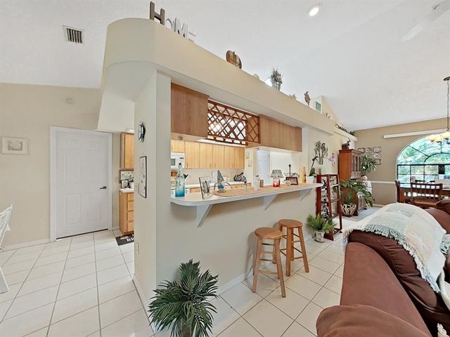 2163 RAINBOWER COURT, Lakeland, FL 33810