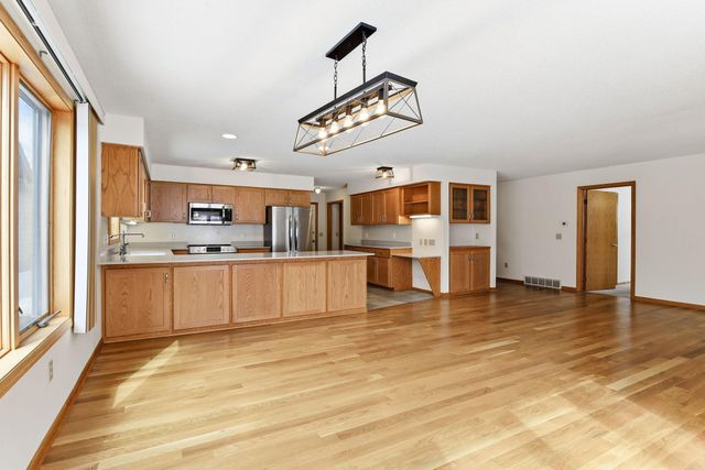 1808 Estate Lane, Northfield, MN 55057