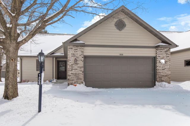 1808 Estate Lane, Northfield, MN 55057