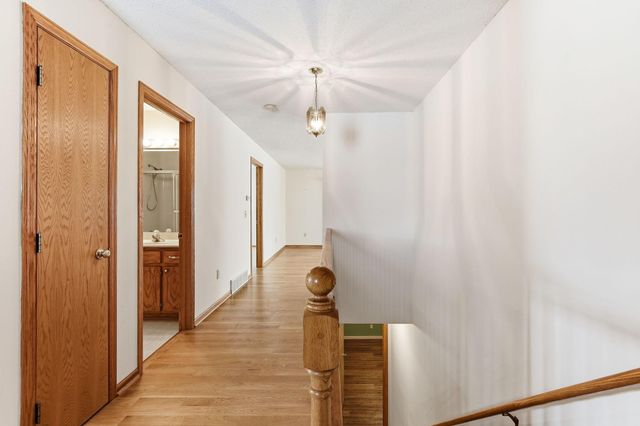 1808 Estate Lane, Northfield, MN 55057