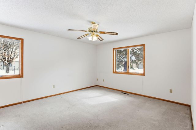 1808 Estate Lane, Northfield, MN 55057