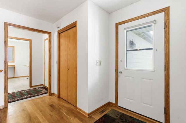 1808 Estate Lane, Northfield, MN 55057