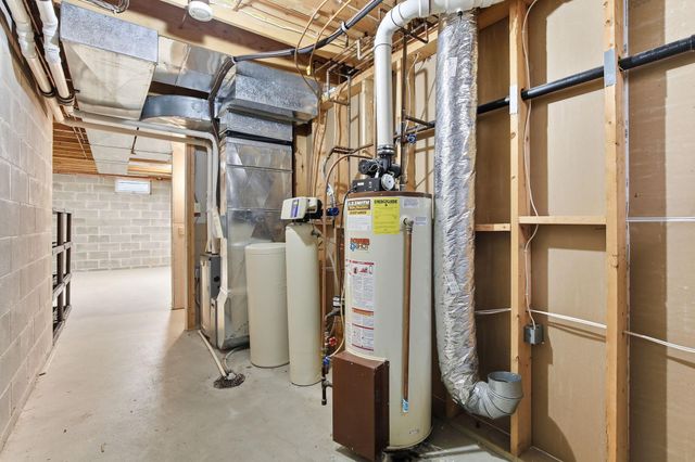 1808 Estate Lane, Northfield, MN 55057