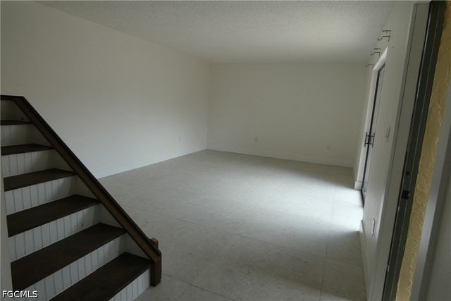 5235 Cedarbend DR 4, Fort Myers, FL 33919