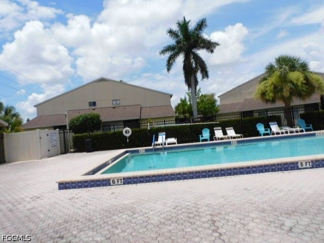 5235 Cedarbend DR 4, Fort Myers, FL 33919