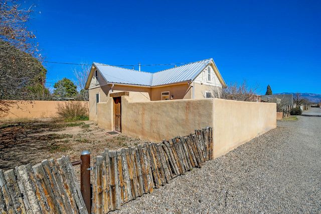 5110 Guadalupe Trail NW, Albuquerque, NM 87107