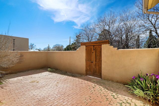 5110 Guadalupe Trail NW, Albuquerque, NM 87107