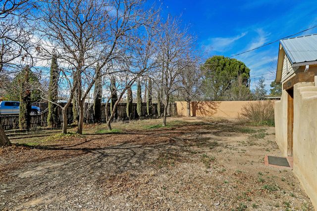 5110 Guadalupe Trail NW, Albuquerque, NM 87107