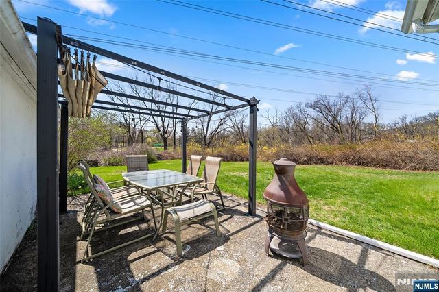136 Catherine Avenue, Mahwah, NJ 07430