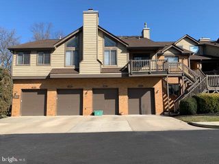 805 AUGUSTA CIR, Mount Laurel, NJ 08054