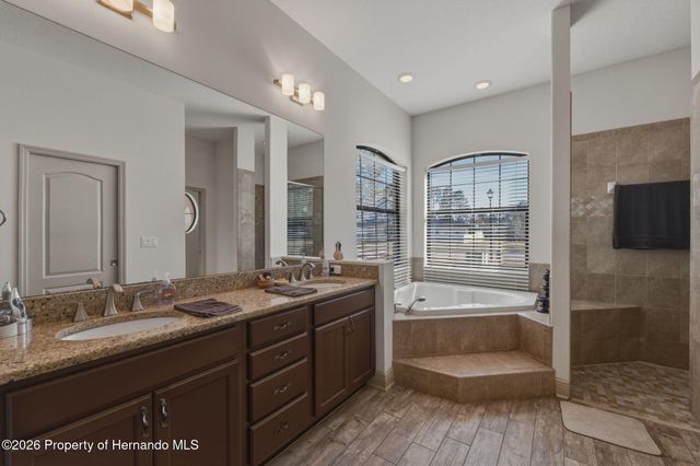 2 Pagoda Court, Homosassa, FL 34446