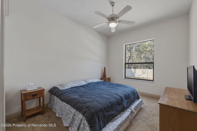 2 Pagoda Court, Homosassa, FL 34446