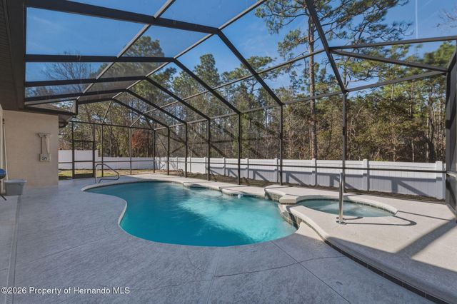 2 Pagoda Court, Homosassa, FL 34446