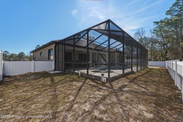 2 Pagoda Court, Homosassa, FL 34446