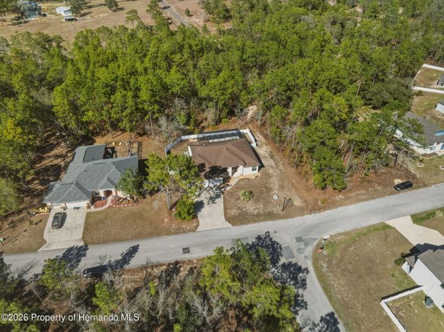 2 Pagoda Court, Homosassa, FL 34446