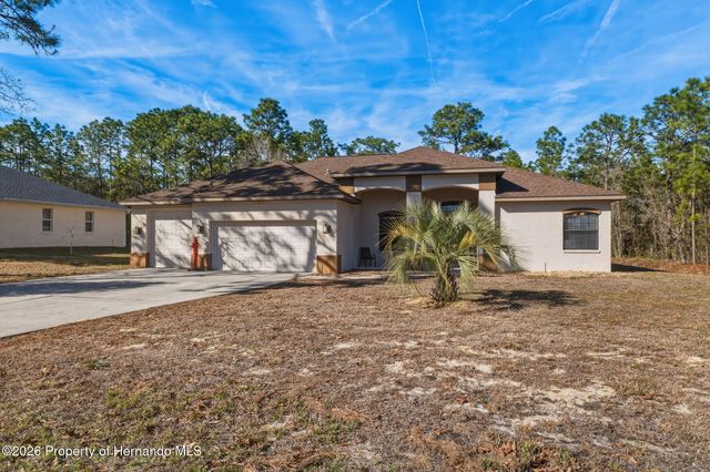 2 Pagoda Court, Homosassa, FL 34446