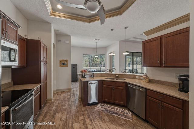 2 Pagoda Court, Homosassa, FL 34446