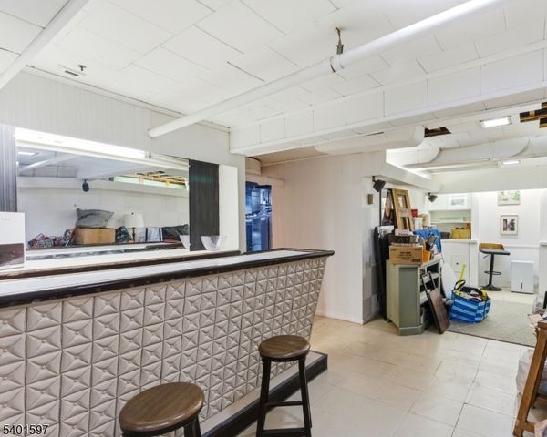 95 Hillside Dr, North Haledon Boro, NJ 07508