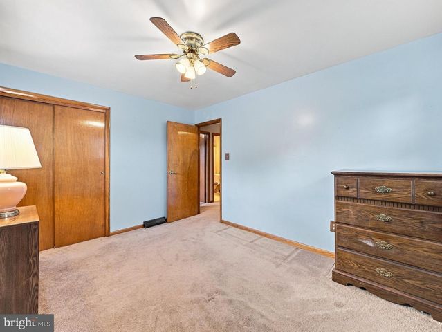 17811 BURNSIDE AVE, Hagerstown, MD 21740