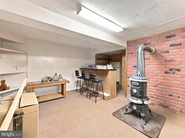 17811 BURNSIDE AVE, Hagerstown, MD 21740